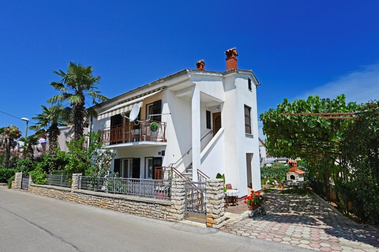 Apartment Complex Nevia Poreč Eksteriør bilde