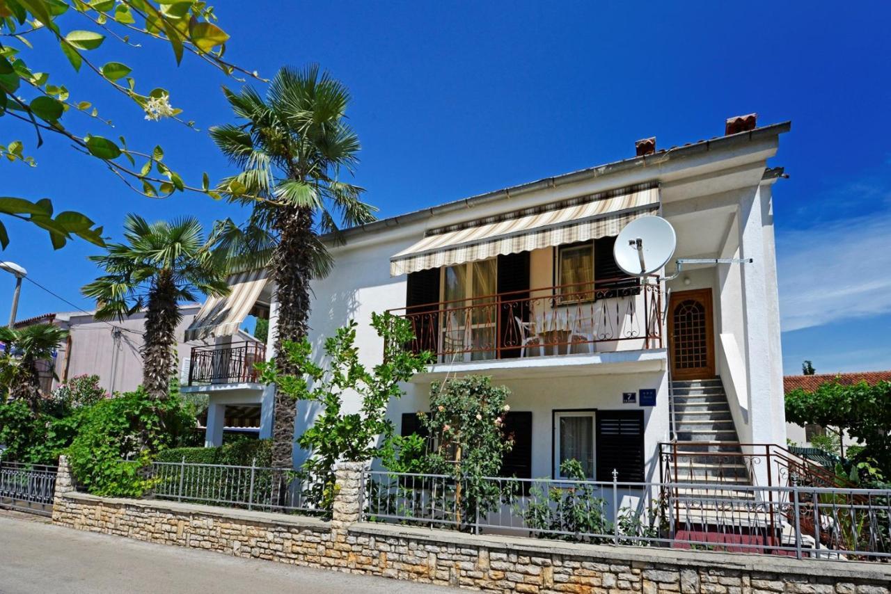 Apartment Complex Nevia Poreč Eksteriør bilde